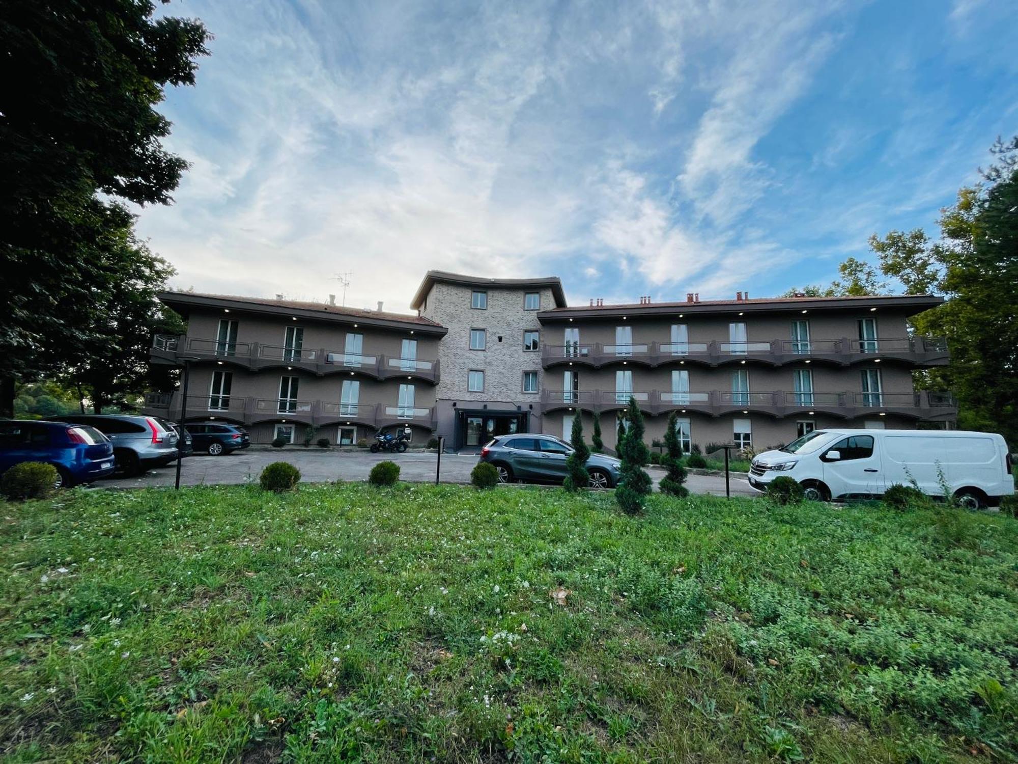 Emma Bologna Fiera Hotel 4*